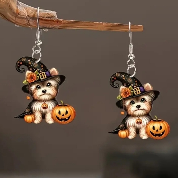 NEW Chic Acrylic Dog With Pumpkin Dangle Earrings - Picture 1 of 6